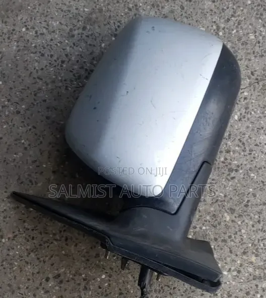 Toyota Raum 2005 Sidemirror