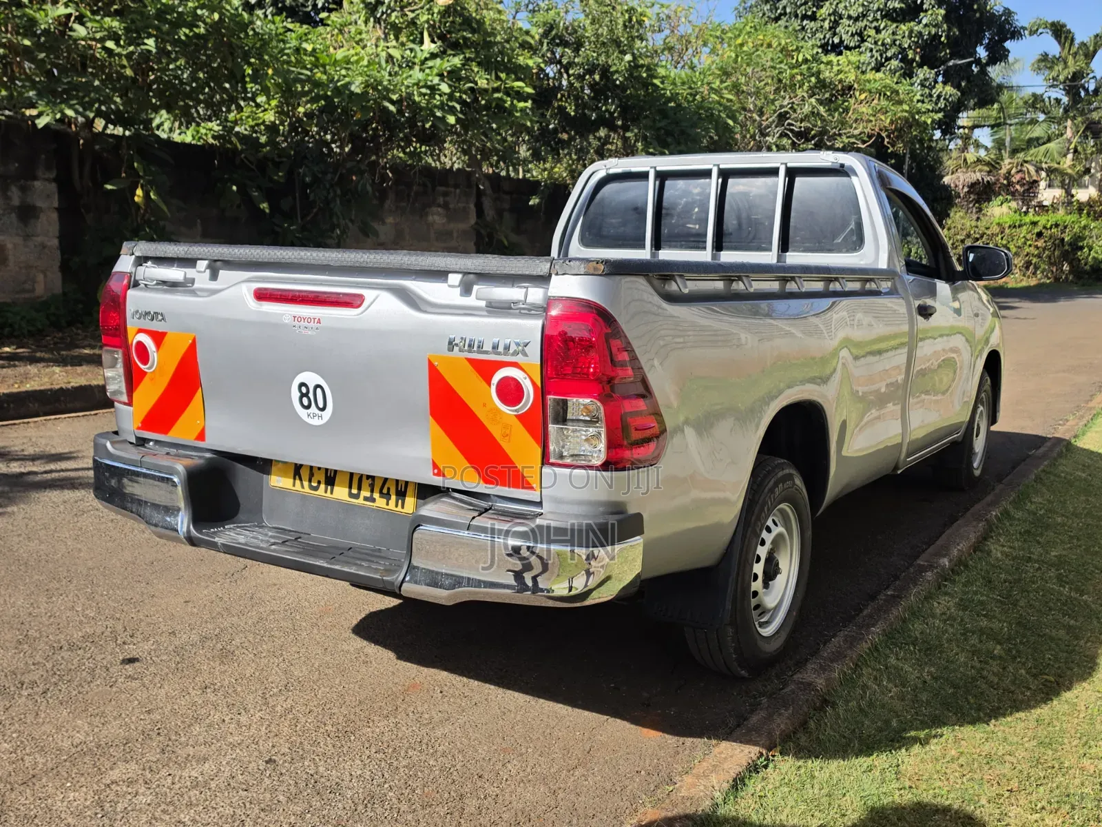 Toyota Hilux 2019 Silver