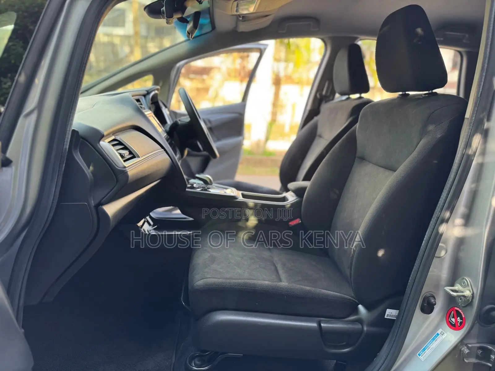 Honda Fit Shuttle 2019 Silver