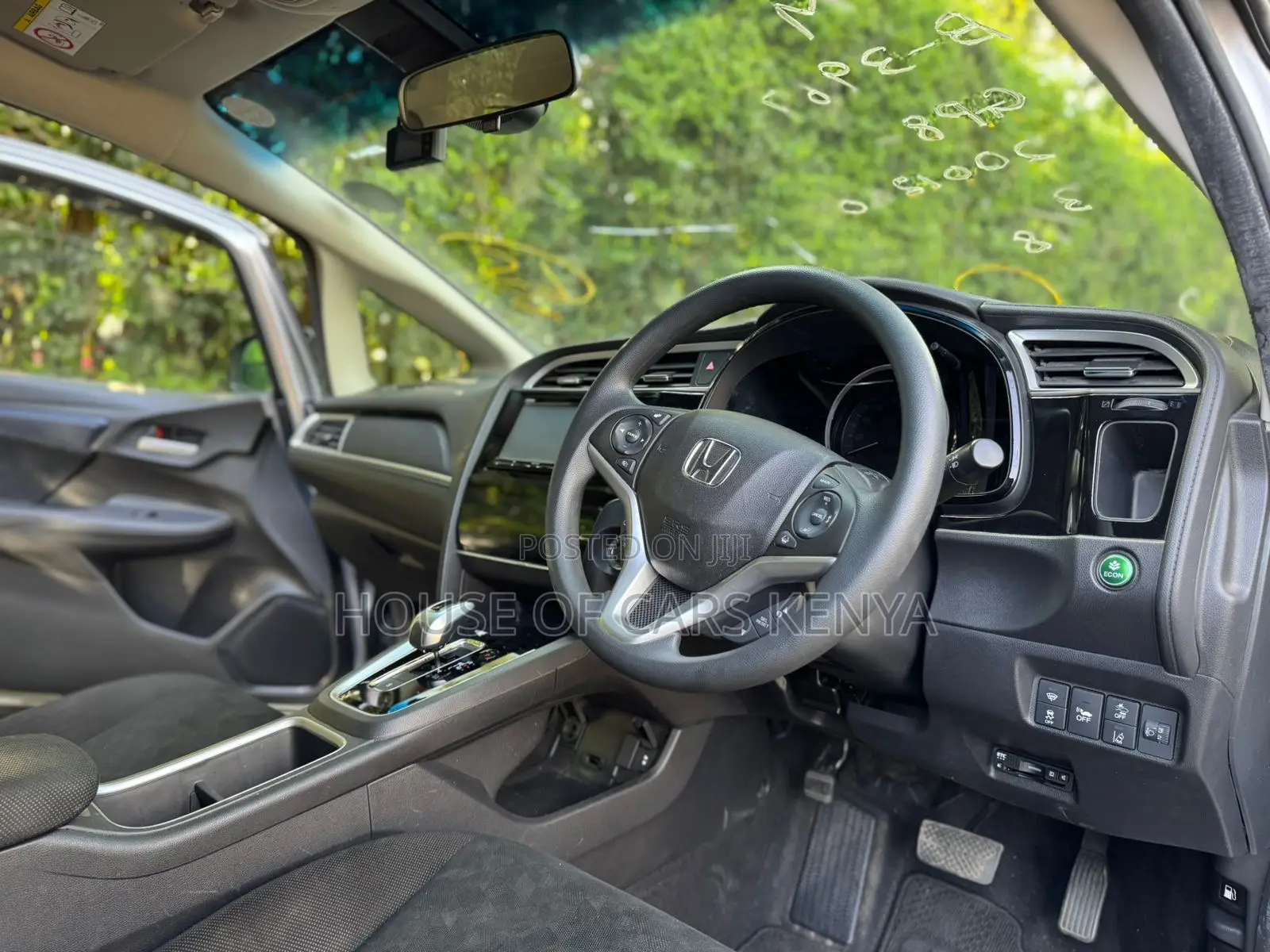 Honda Fit Shuttle 2019 Silver