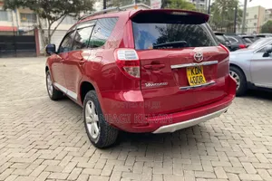 Toyota Vanguard 2009 Red