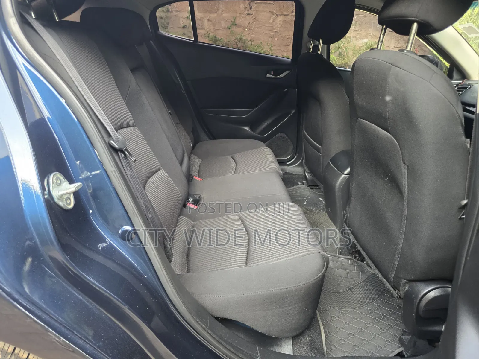Mazda Axela SV Premium 2014 Blue