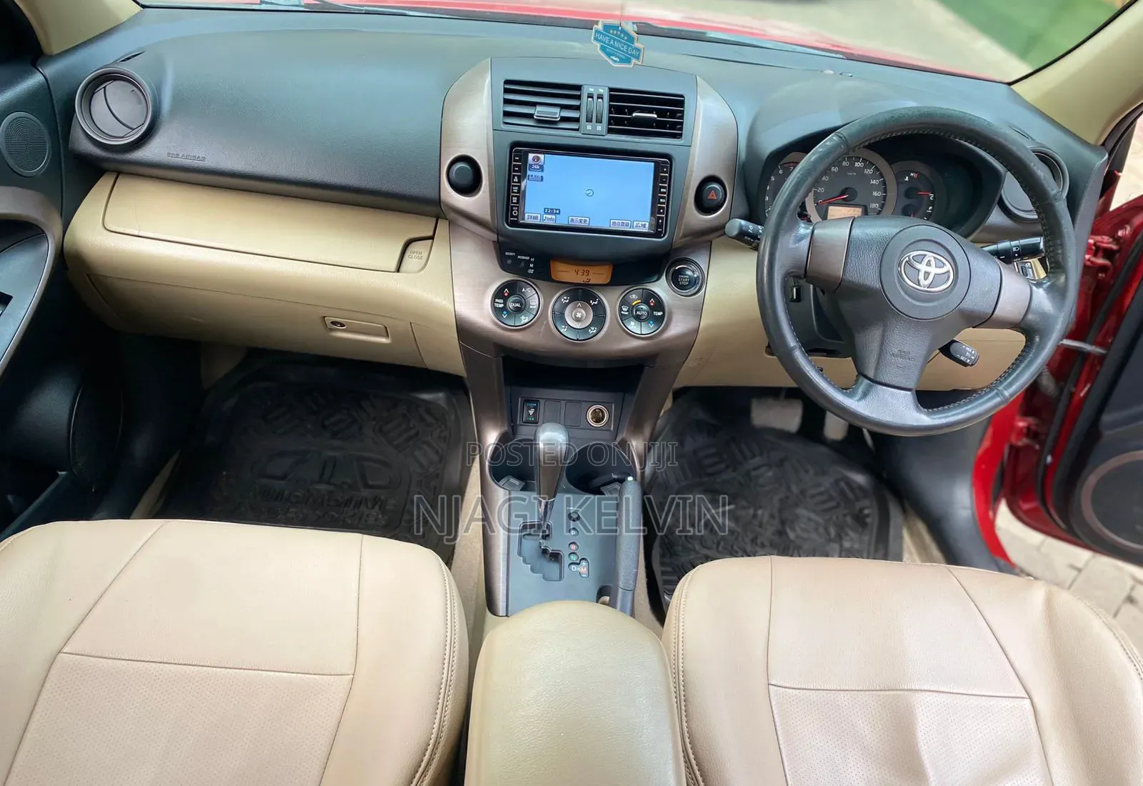 Toyota Vanguard 2009 Red