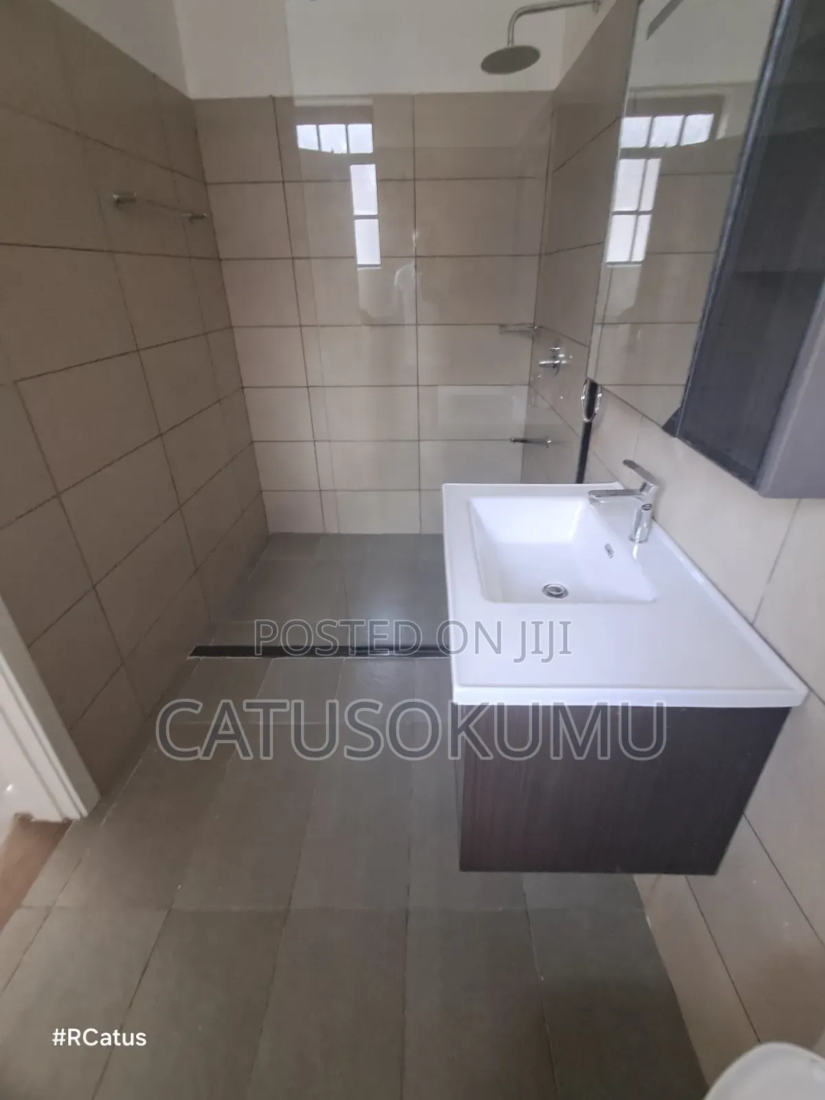 4bdrm Townhouse / Terrace in Syokimau, Gateway Mall Area for rent
