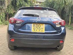 Mazda Axela SV Premium 2014 Blue