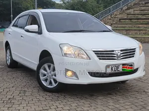 Toyota Premio 2013 White