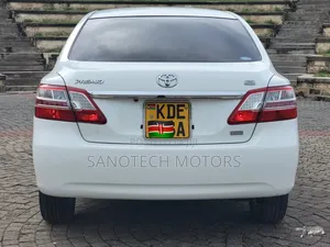 Toyota Premio 2013 White