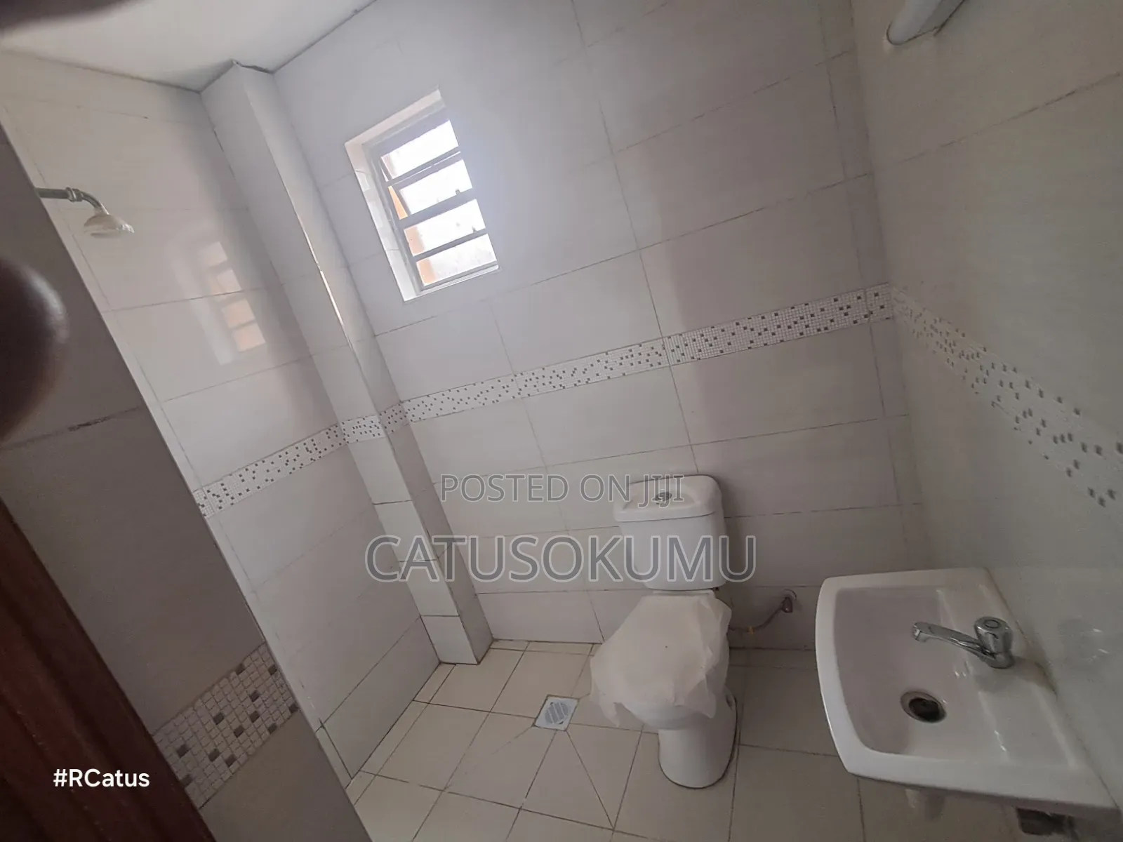 6bdrm Maisonette in Syokimau, Gateway Mall Area for rent