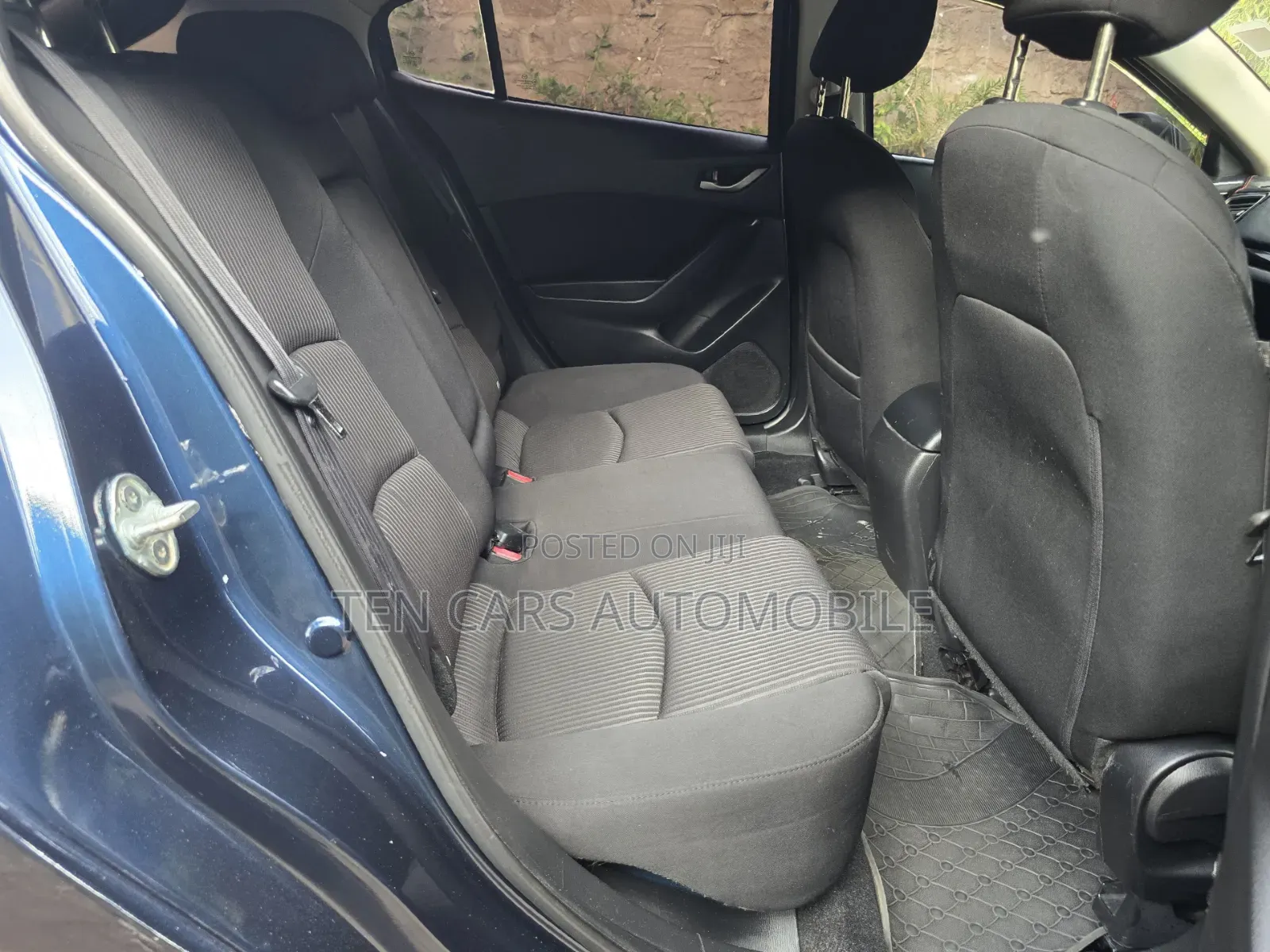 Mazda Axela SV Premium 2014 Blue