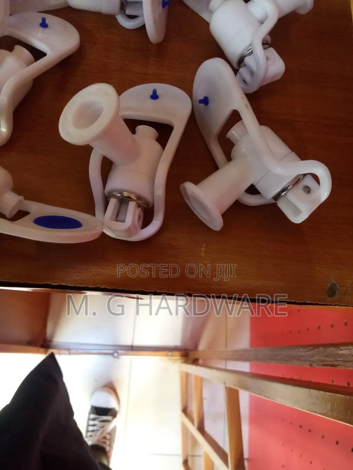 Female Dispenser Tap