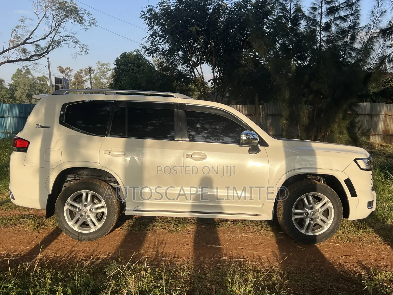 Toyota Land Cruiser 2012 White