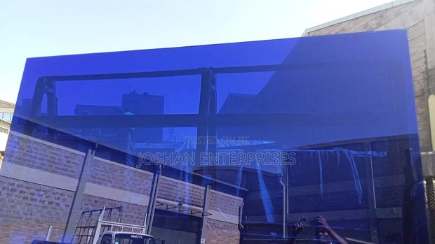 Tint Blue 4mm
