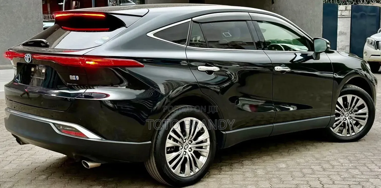 Toyota Harrier 2020 Black