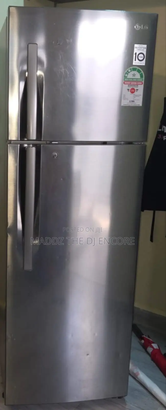 360 L Frost Free Top Freezer Refrigerator Featuring a Smart Inverter