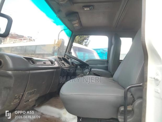 Isuzu FSR Tipper,2015 Model - thumbnail 5