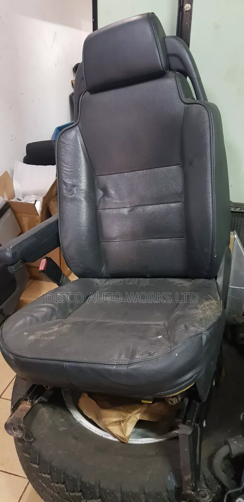 Land Rover Discovery 2 Td5 Automatic Seats With Motor and Wiring.
