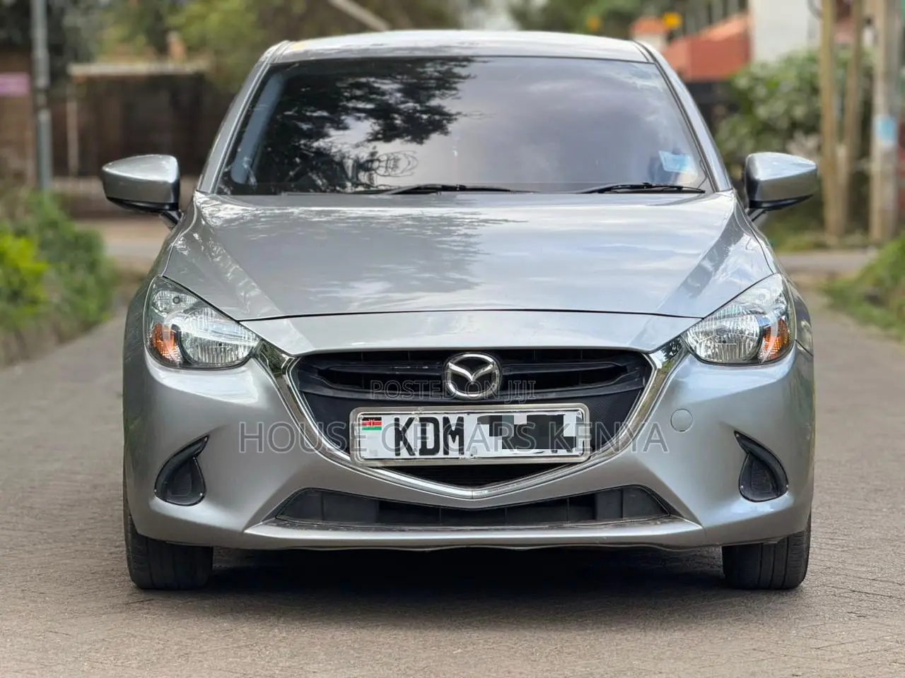 Mazda Demio 2017 Silver
