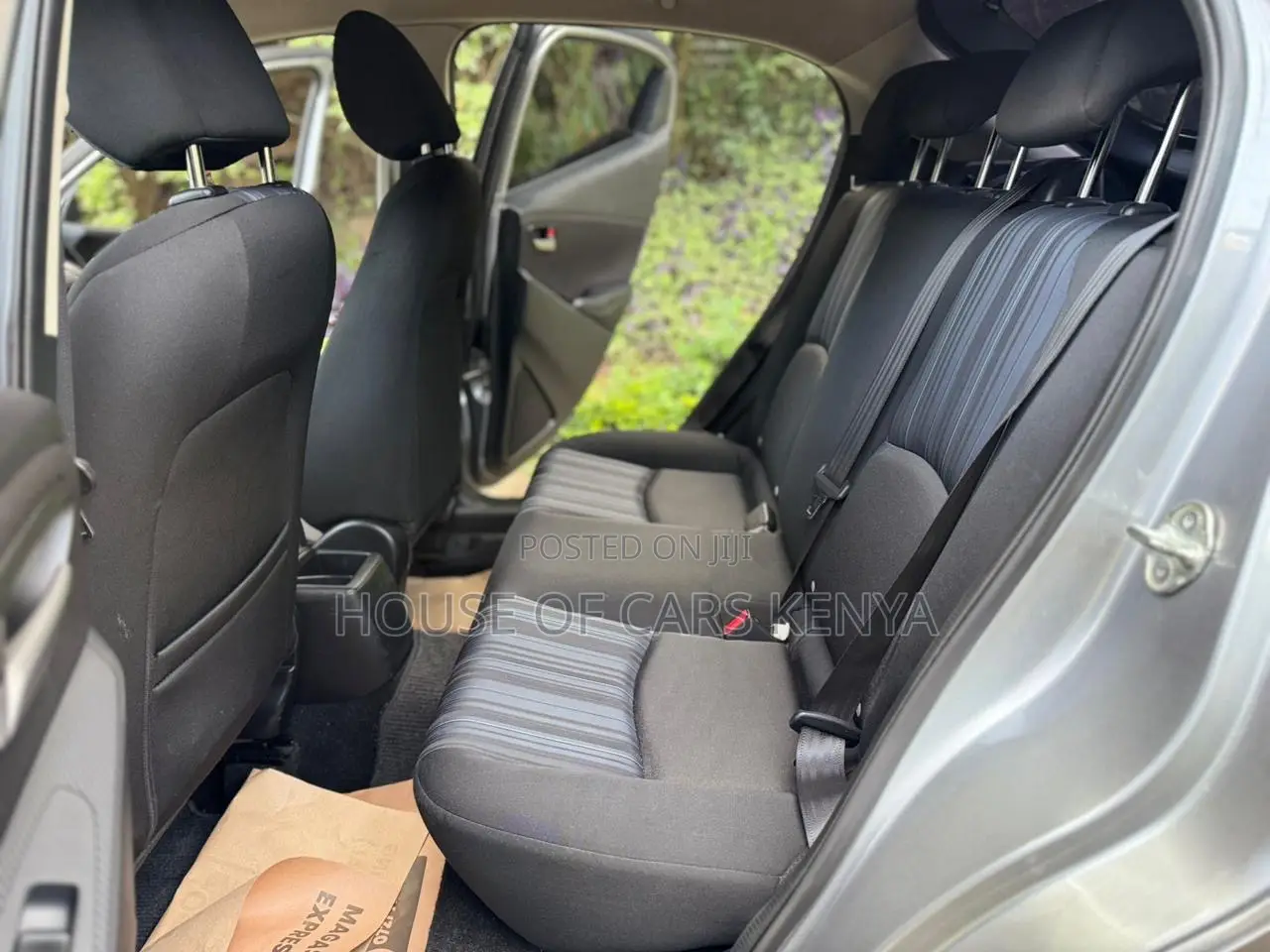 Mazda Demio 2017 Silver