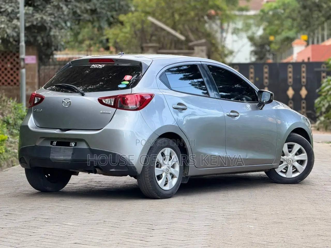 Mazda Demio 2017 Silver