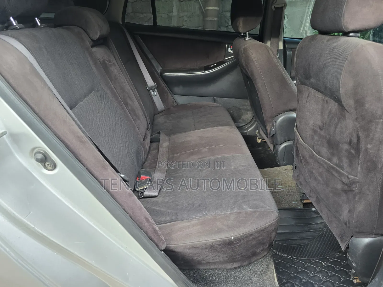 Toyota Corolla Fielder 2005 Silver