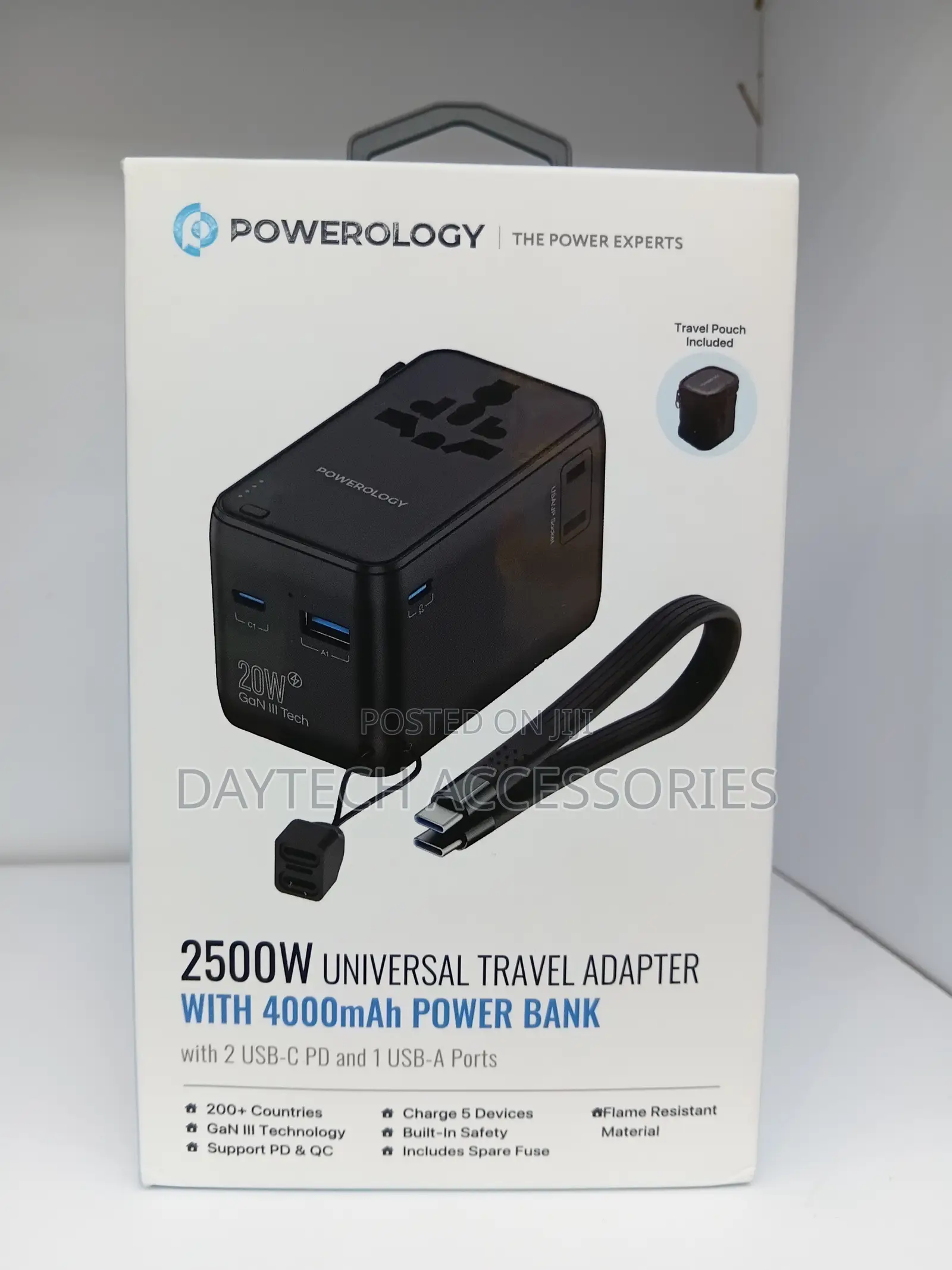 Powerology 2500w Universal Travel Adapter Built-in 4000mah Power Bank
