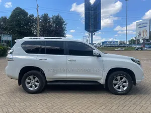 Toyota Land Cruiser Prado 2015 White