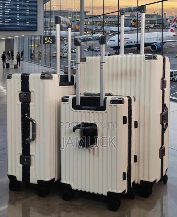 Unicross 3pcs Aluminum Ziplees Suitcase Set With Cup Holder - thumbnail 7
