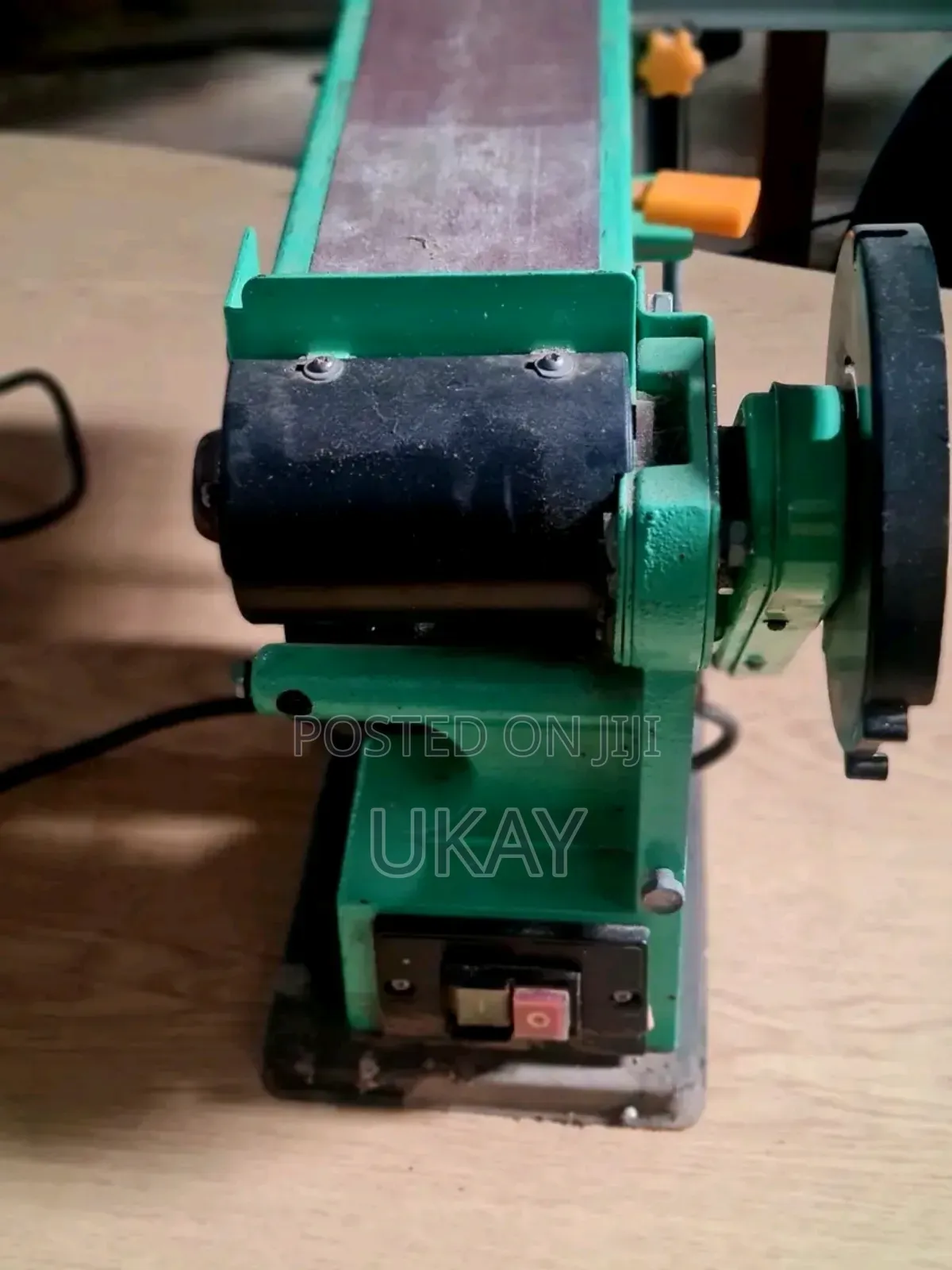 Uk Tooltec Bench Belt and Disc Sander.