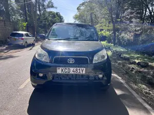 Toyota Rush 2010 Black