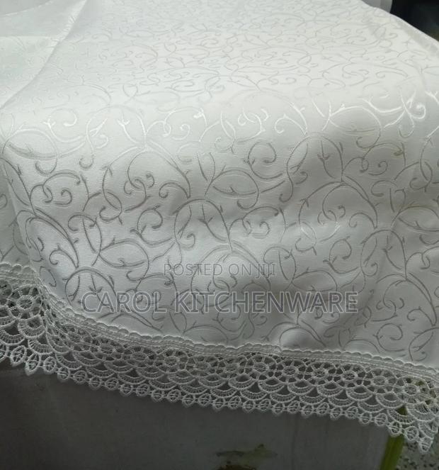 Round Table Cloth - thumbnail 3