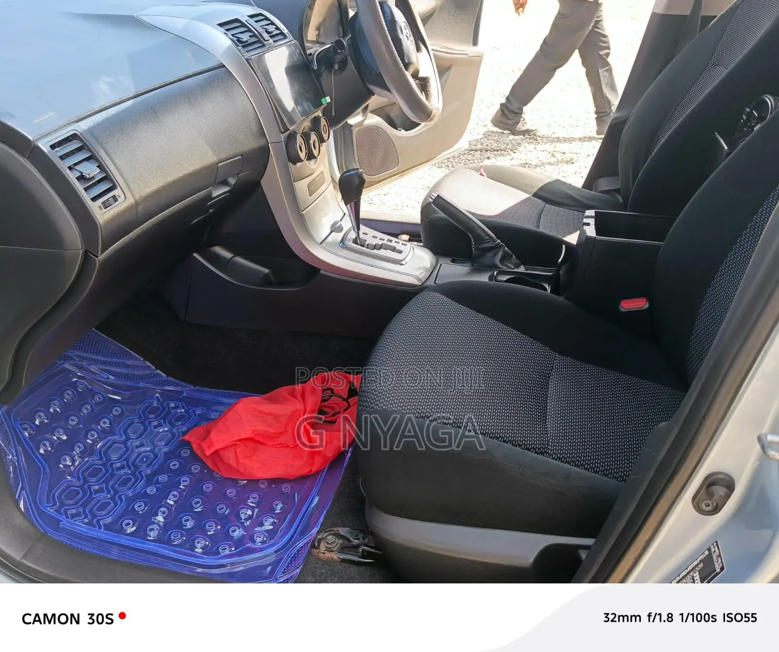 Toyota Corolla 2013 Blue