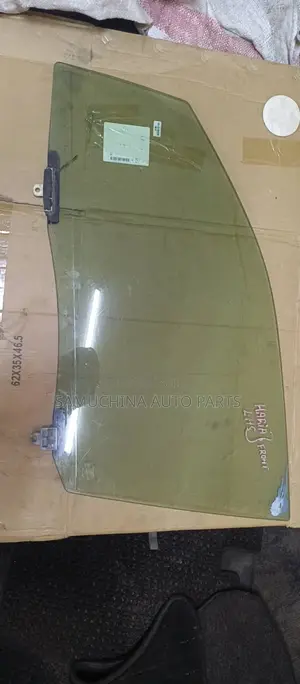 Door Glass Toyota Harrier Front Left
