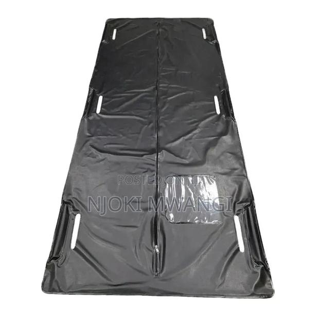 Body Bag (White And Black)