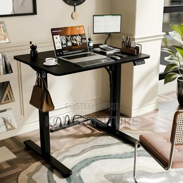 Office Desk; Office Meeting Adjustable Table