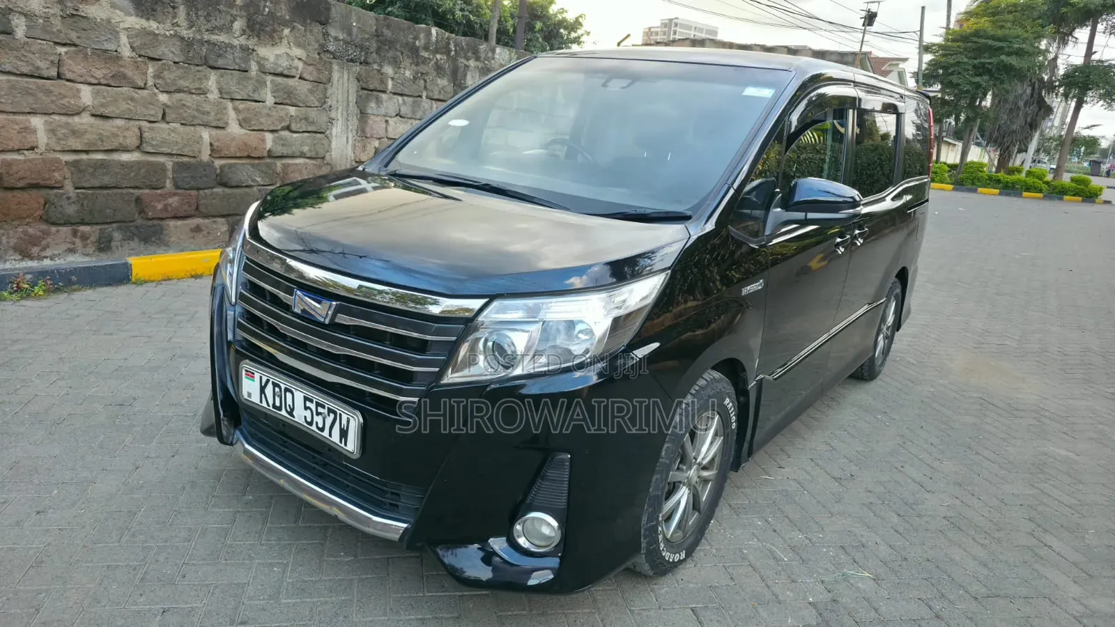 Toyota Noah 2017 Matt Black