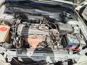 Toyota Corolla 1998 Silver