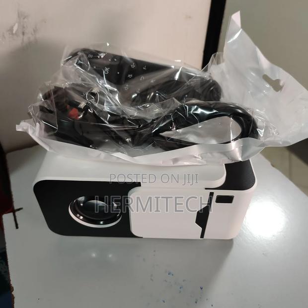 T6, Projectors Resolution Wifi Inbuilt Speakers