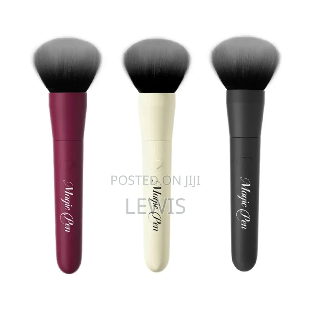 Vibrator Make-Up Brush.