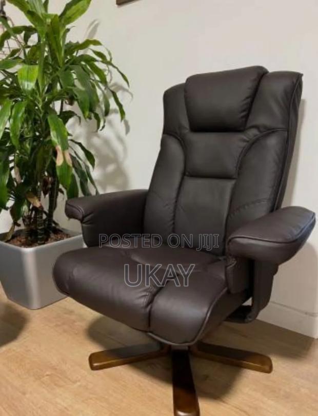 Uk Reclining Chair Brown.