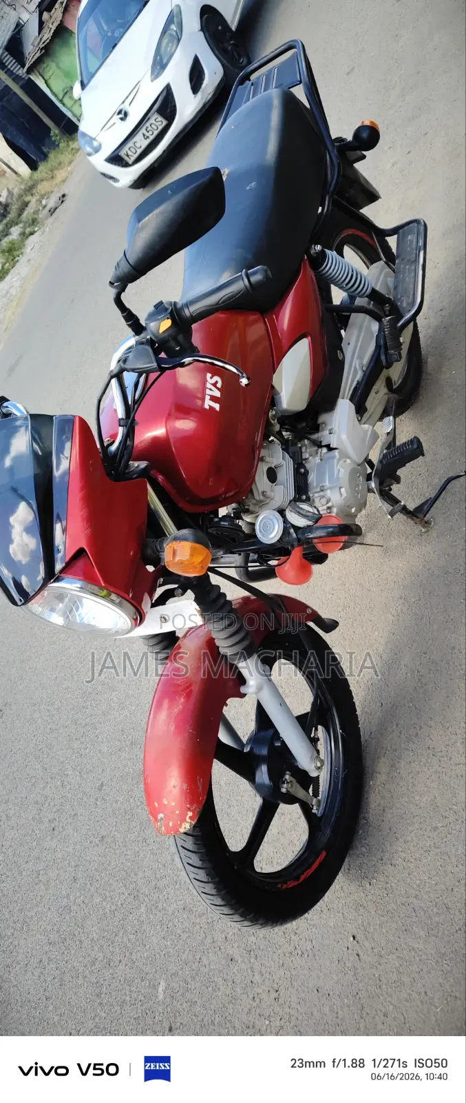 TVS HLX 125 2026 Red