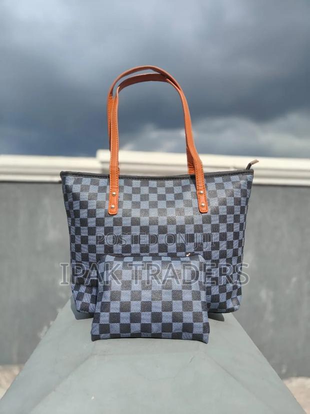 *2 in 1 Gucci Handbag*
*Offer - thumbnail 2