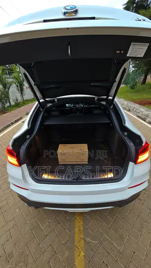 BMW X4 xDrive28i 2017 White
