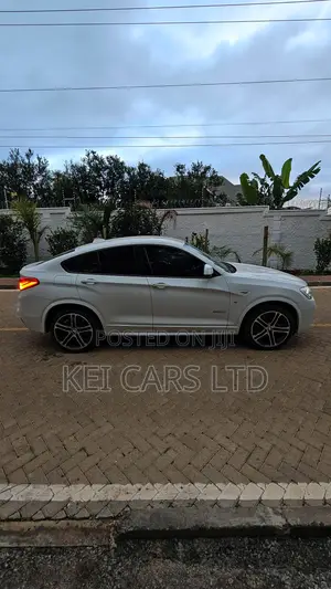 BMW X4 xDrive28i 2017 White