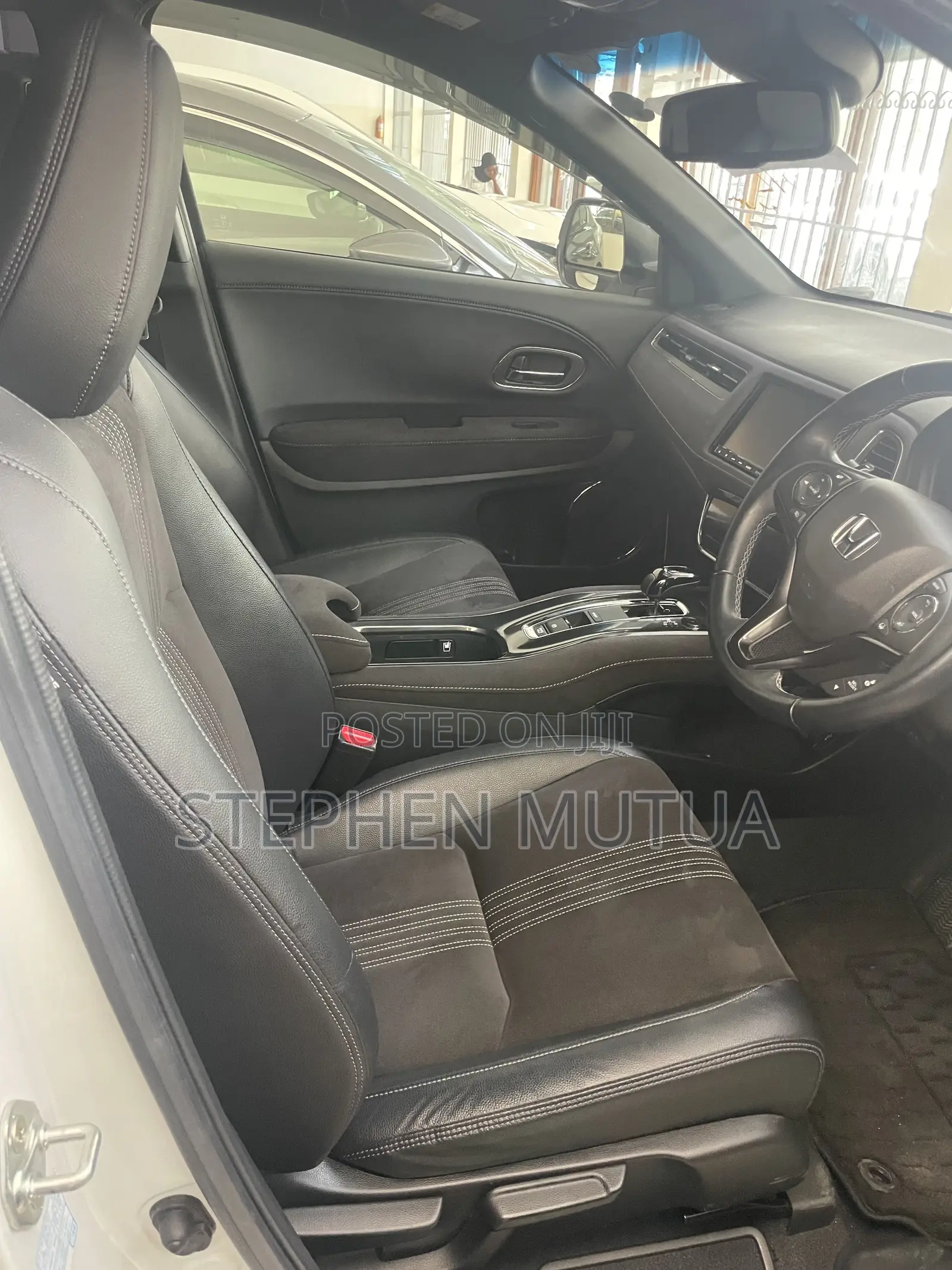 Honda Vezel 1.5 Hybrid 2WD 2019 White