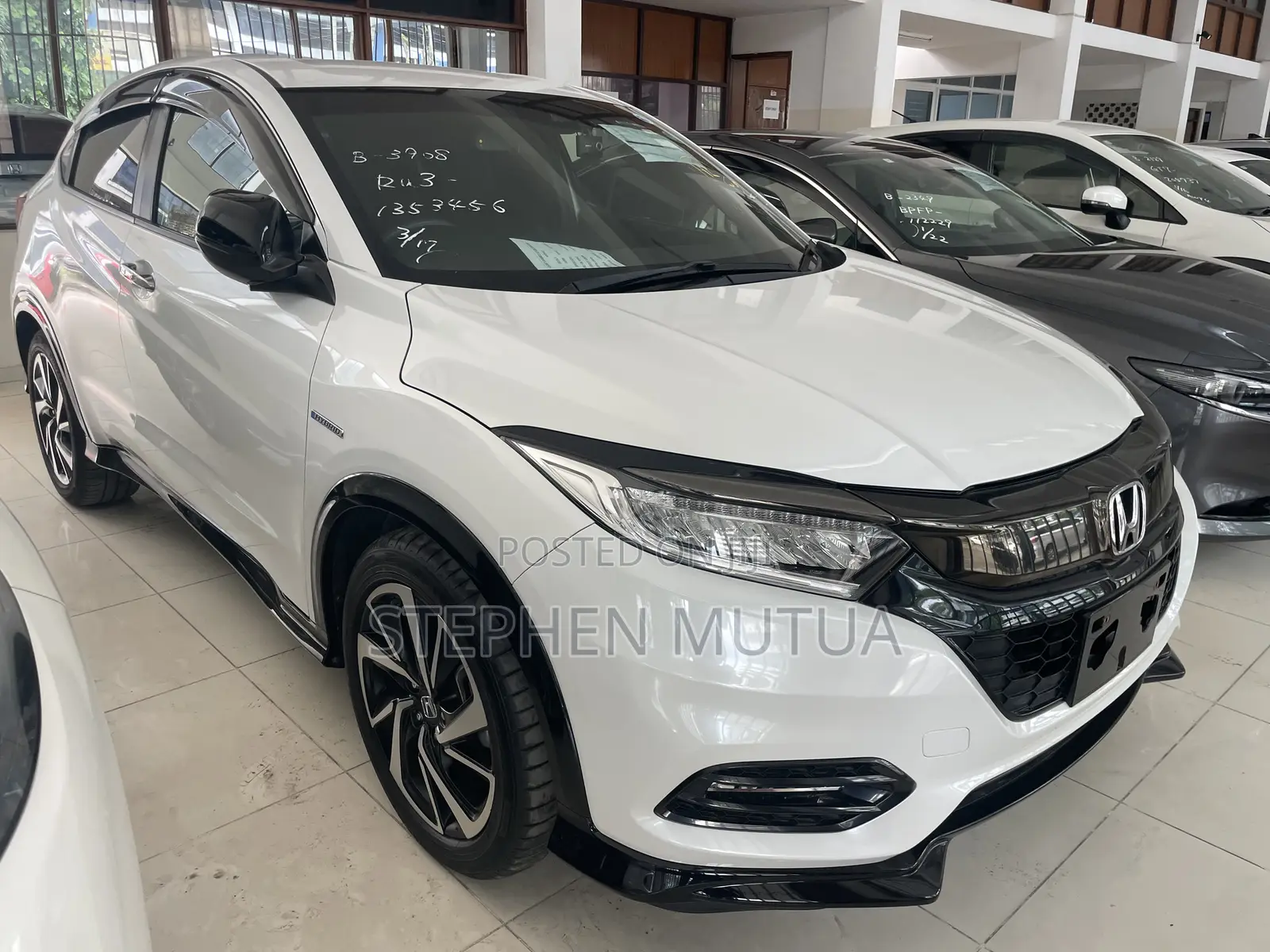 Honda Vezel 1.5 Hybrid 2WD 2019 White