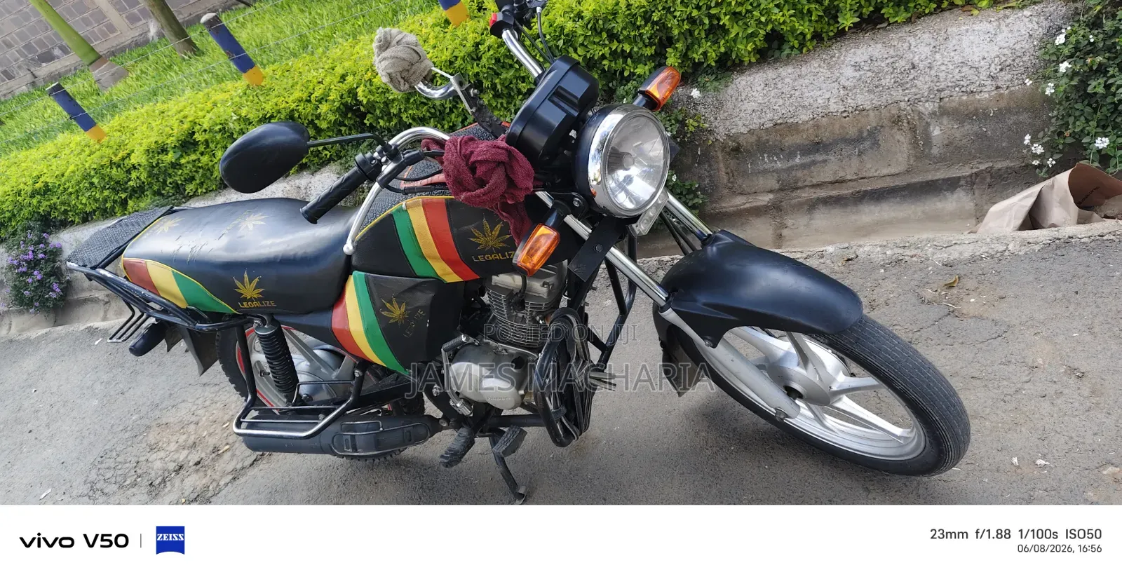 Honda CB 2025 Red