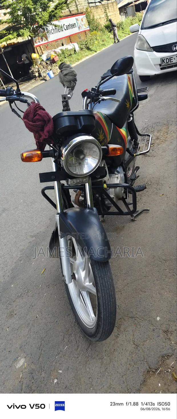 Honda CB 2025 Red - thumbnail 9