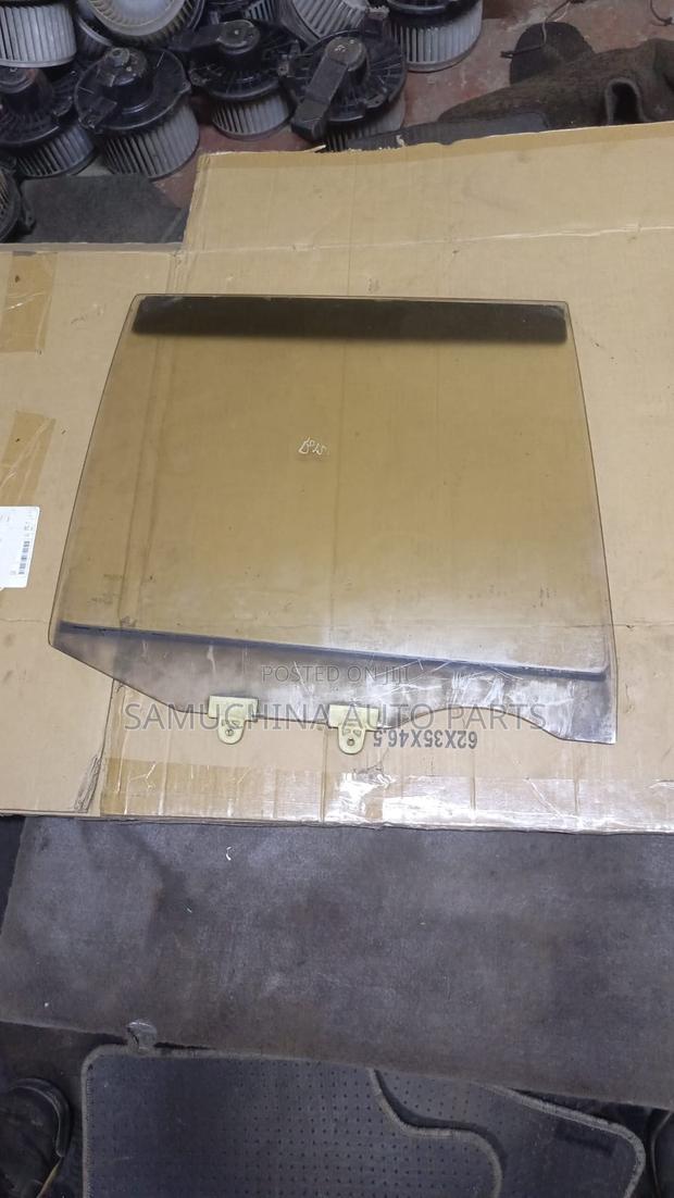 Door Glass Nissan Sunny B12 Rear Right
