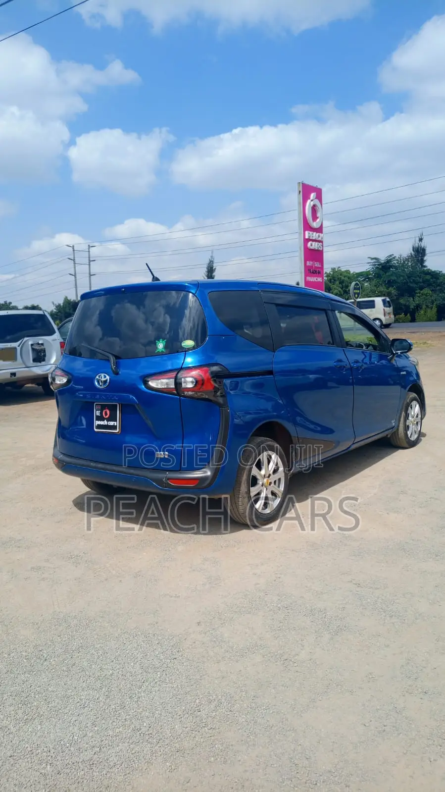 Toyota Sienta 2019 Blue