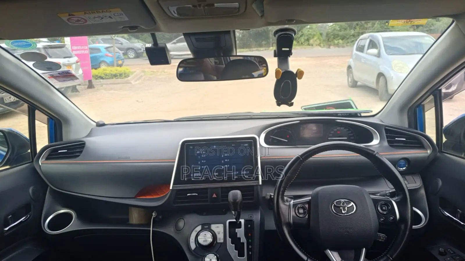 Toyota Sienta 2019 Blue